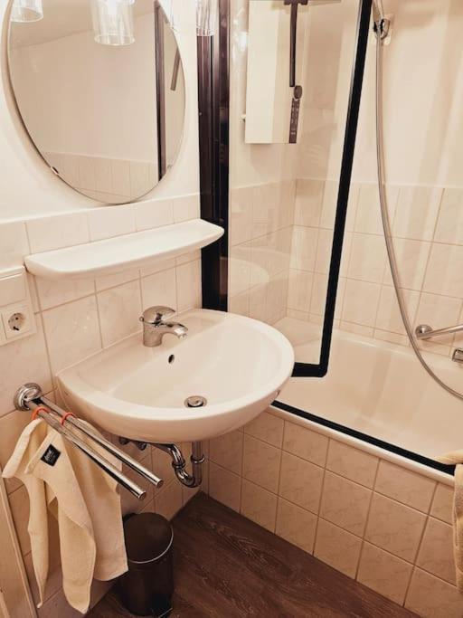 Friends&Family Veldenz L Apartment Bagian luar foto